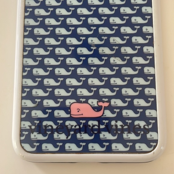 Vineyard Vines Phone Case - Picture 2 of 3